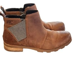 Sorel Emelie Chelsea Boots Size 11